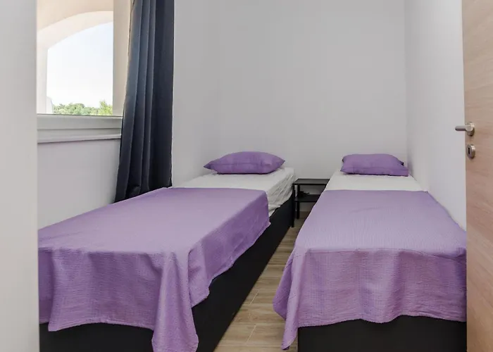 Apartment Budimir Vir